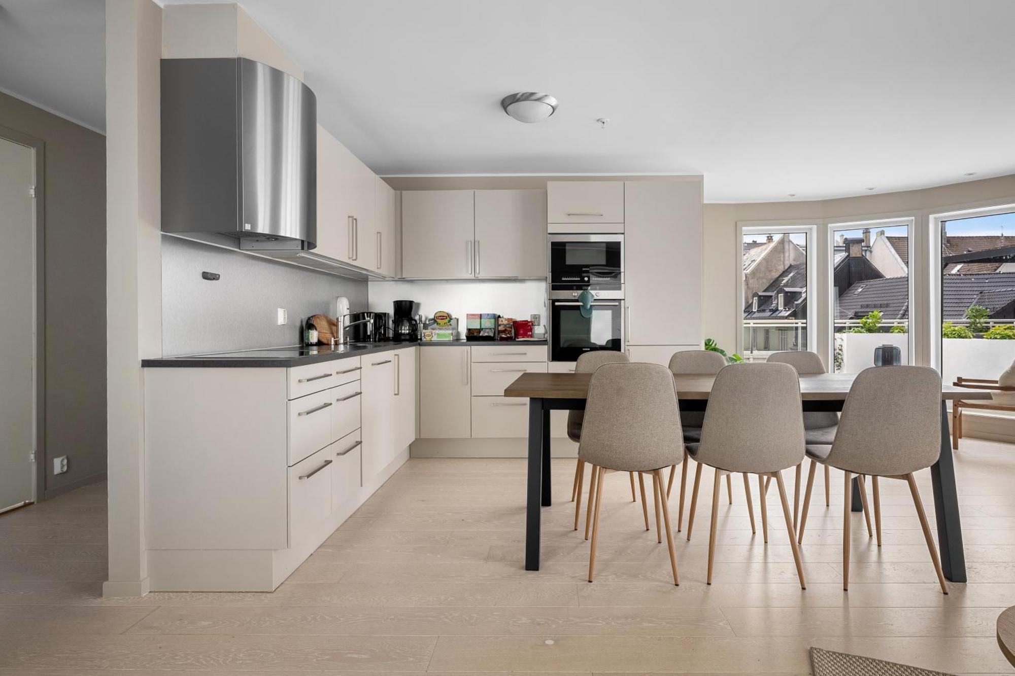Stay L Urban - Spacious Apartment With Private Terrace Bergen Kültér fotó
